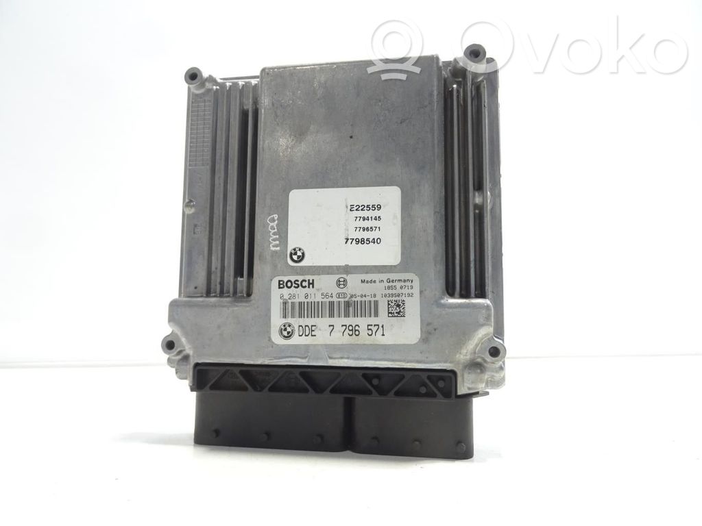 BMW X3 E83 Engine control unit/module 