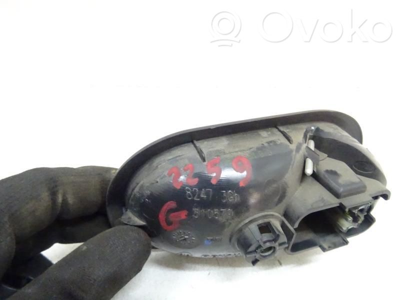 Renault Clio III Manecilla interna puerta delantera 