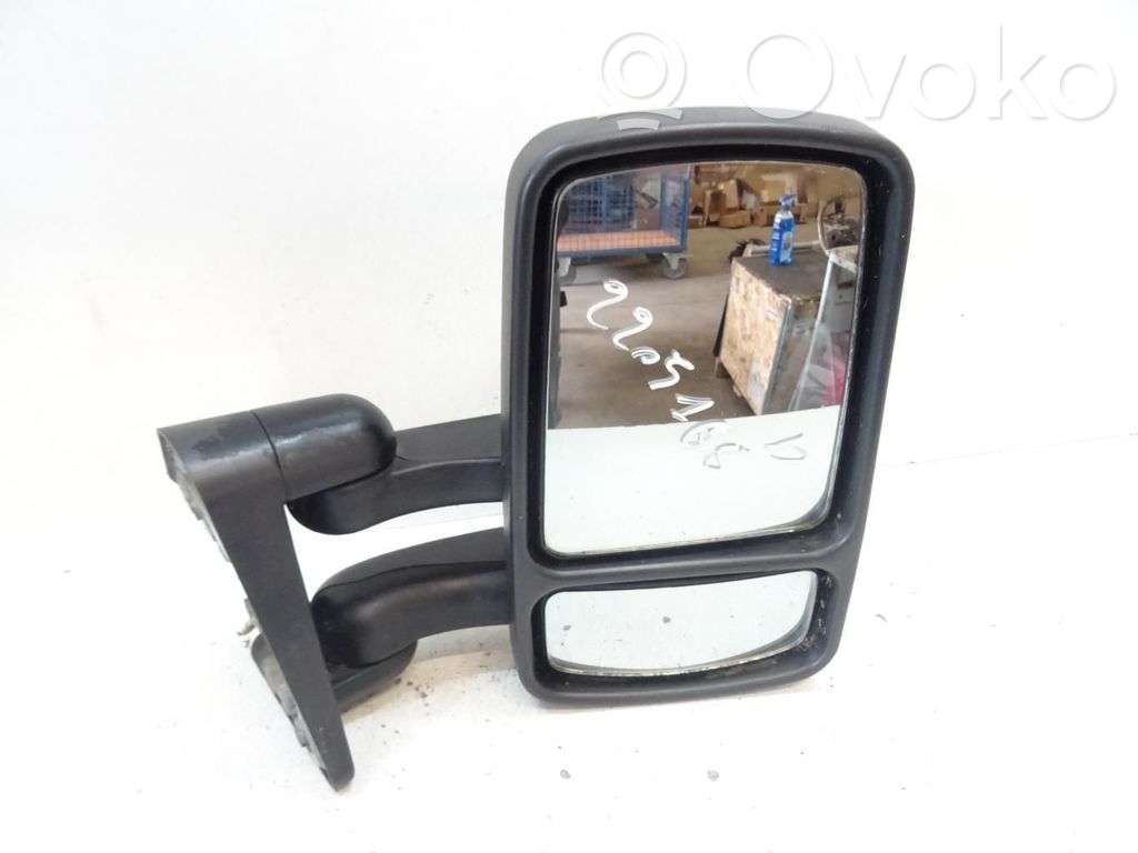 Renault Trafic I Espejo lateral manual 