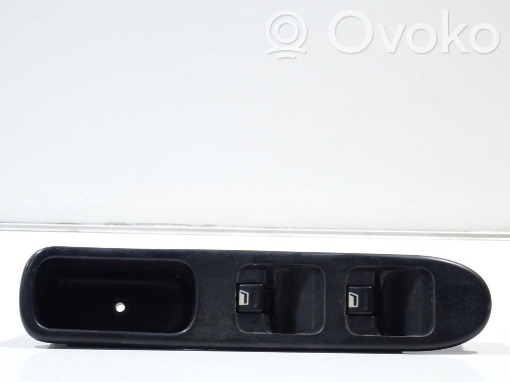 Peugeot 307 Electric window control switch 