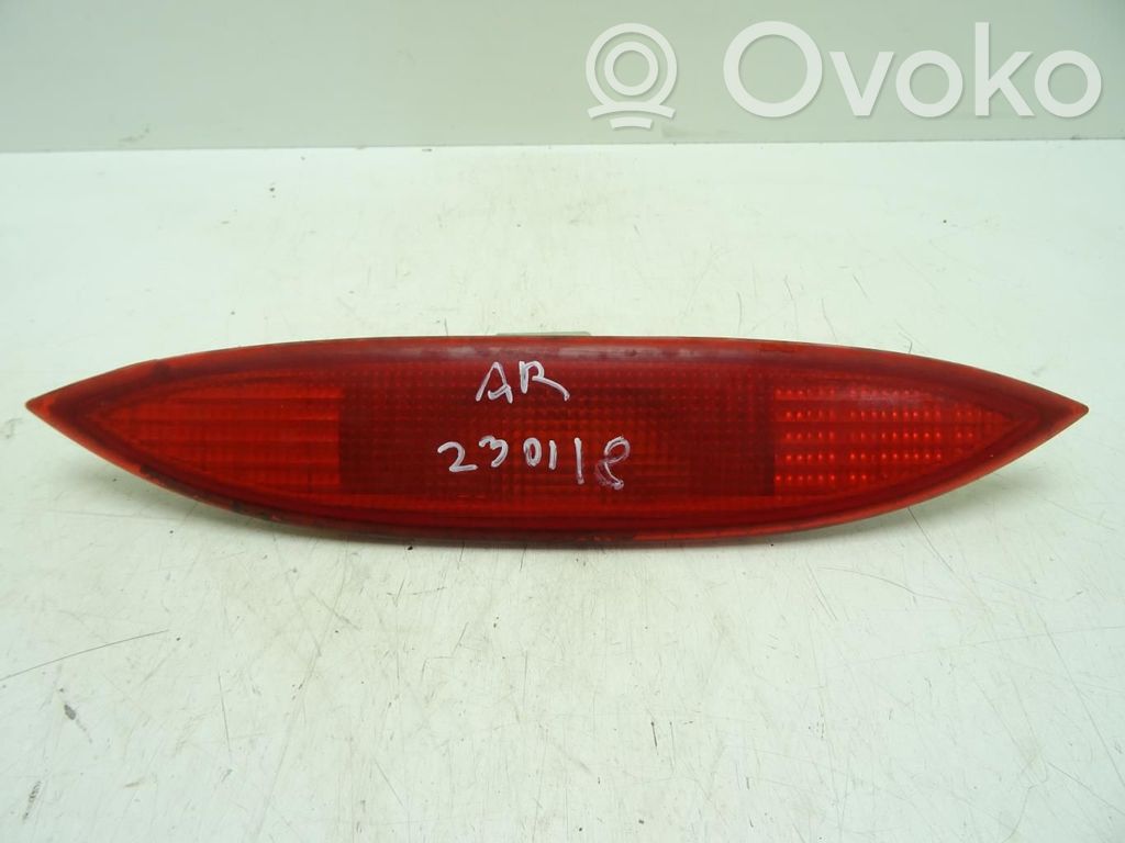 Nissan Note (E11) Third/center stoplight 