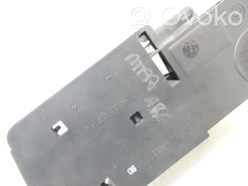 Manecilla interna puerta trasera   1470119