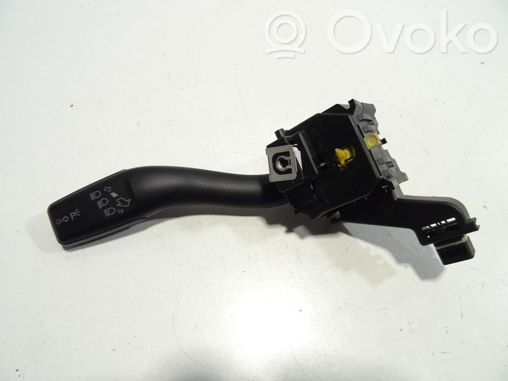 Audi TT TTS Mk2 Palanca de intermitentes 