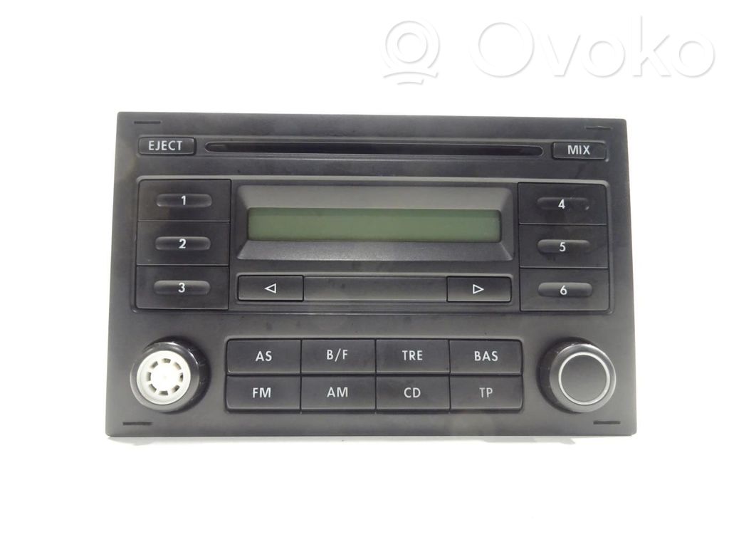 Volkswagen Polo IV 9N3 Panel / Radioodtwarzacz CD/DVD/GPS 