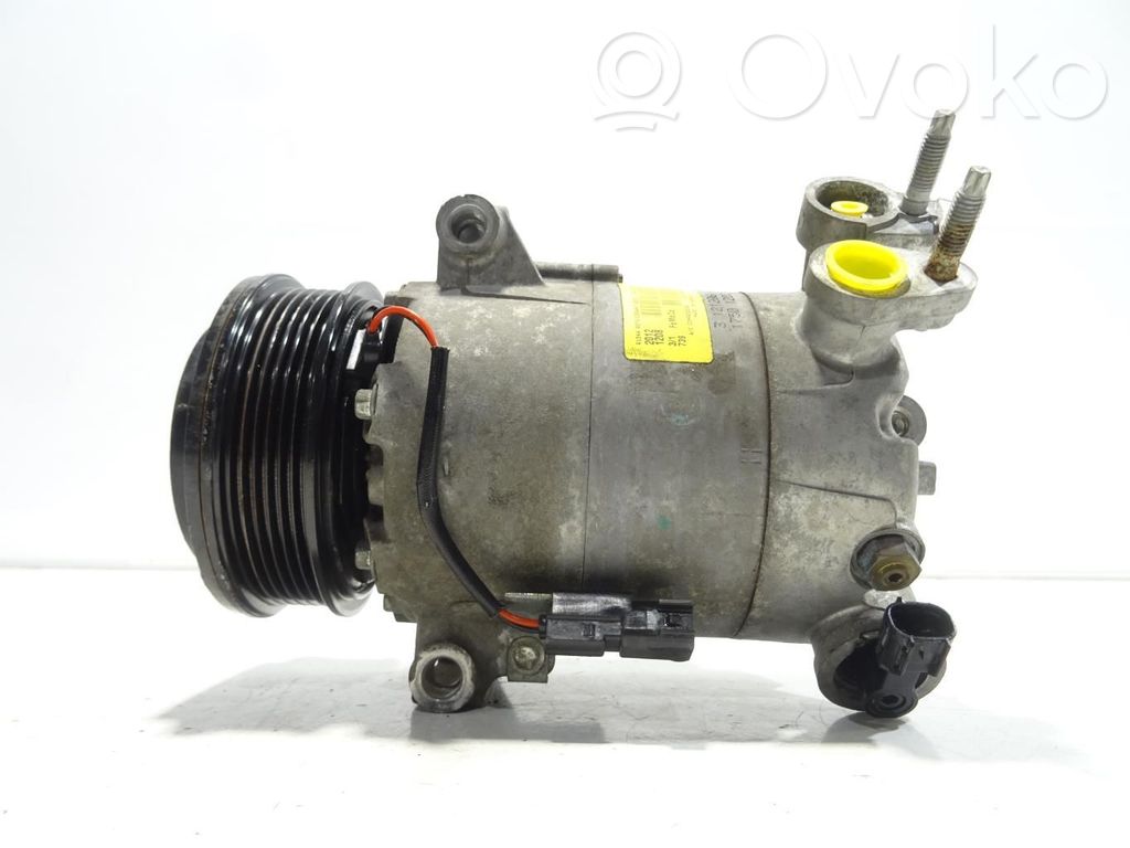 Ford C-MAX II Air conditioning (A/C) compressor (pump) 