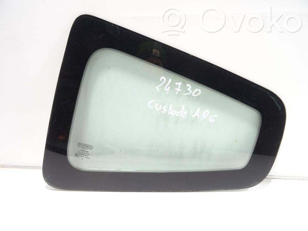 Citroen Nemo Rear side window 