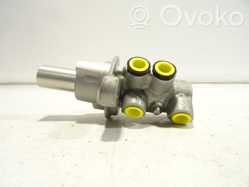 Opel Corsa E Hauptbremszylinder 