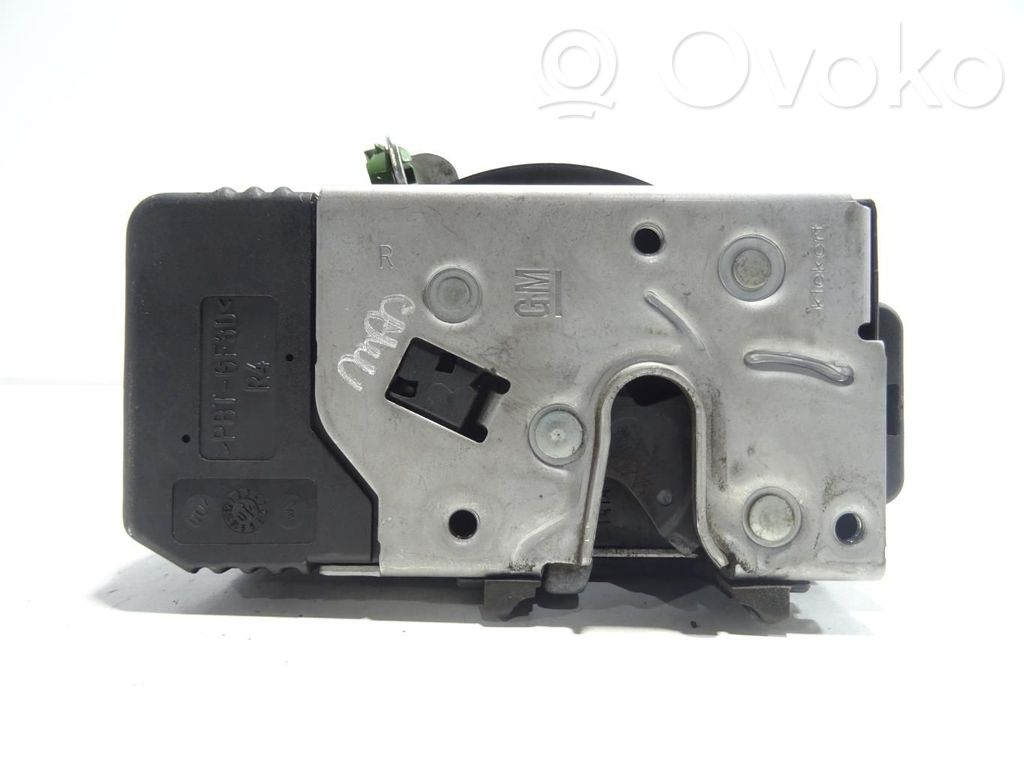 Opel Corsa C Etuoven lukko 