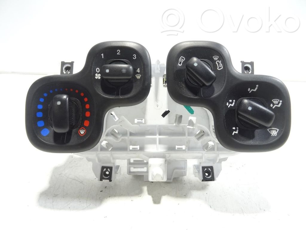 Fiat Panda III Climate control unit 