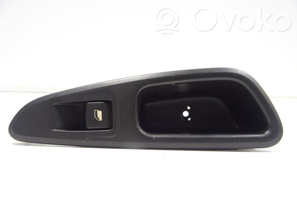 Peugeot 308 Electric window control switch 