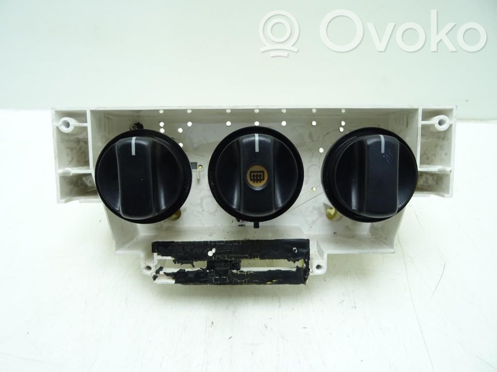 Opel Agila A Climate control unit 
