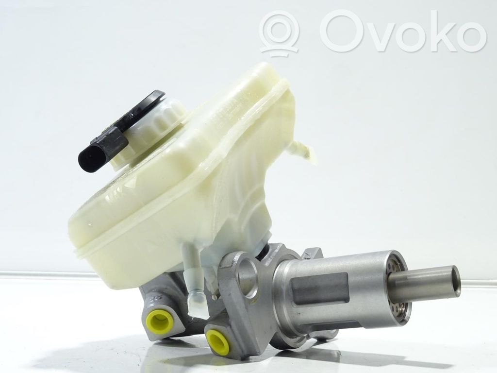 Audi A4 S4 B8 8K Cilindro de freno maestro 