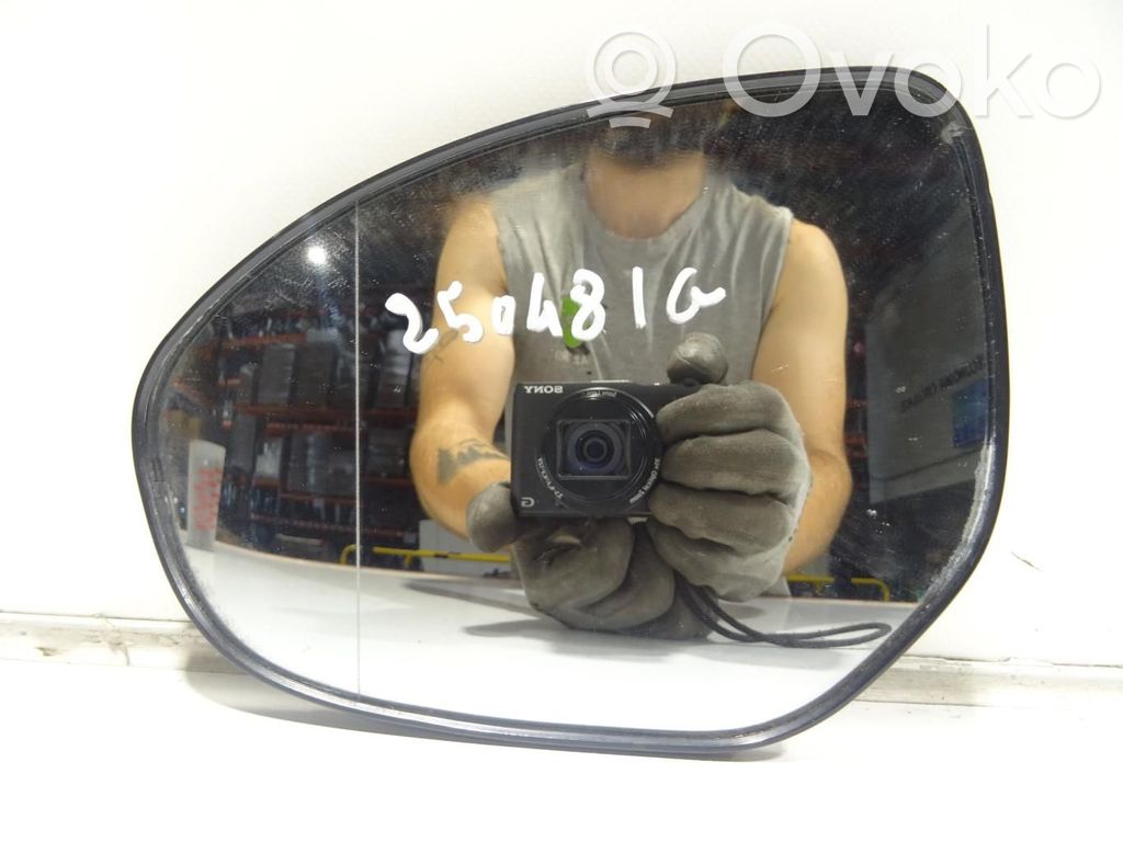 Mazda 2 Spoguļa stikls 