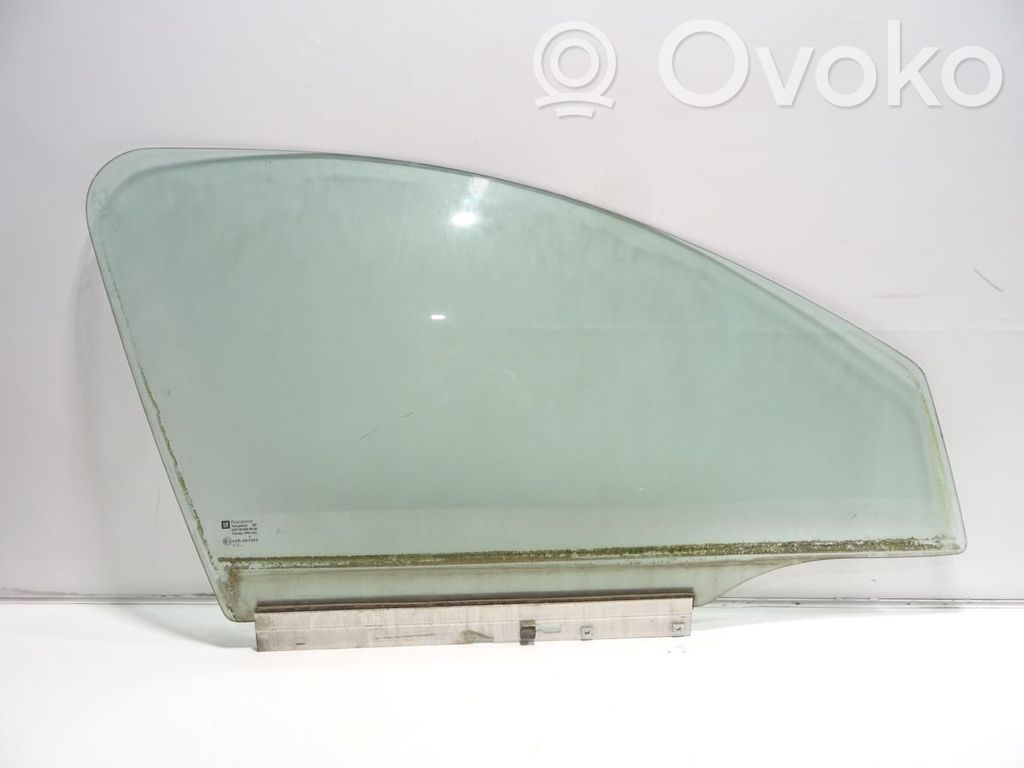 Opel Corsa C Szyba drzwi przednich 