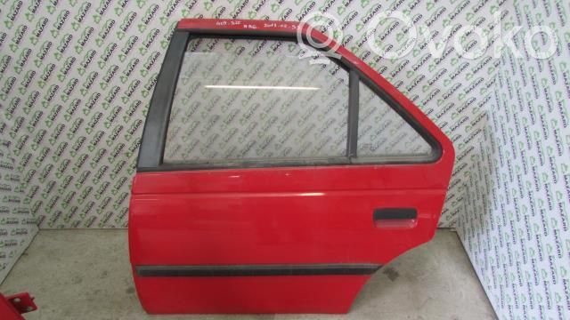 Peugeot 405 Puerta trasera 