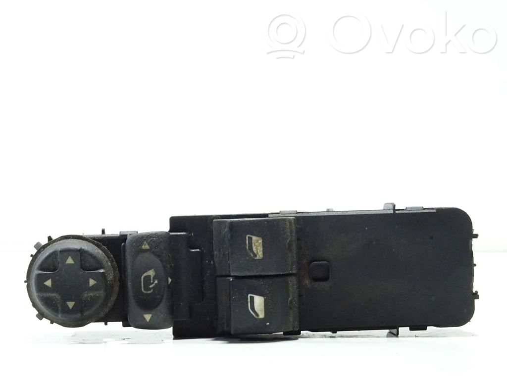 Citroen DS4 Electric window control switch 
