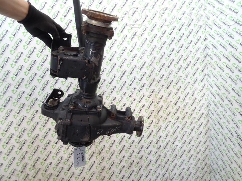 Nissan PickUp Mechanizm różnicowy przedni / Dyferencjał 