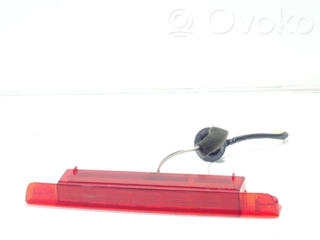 Suzuki Vitara (LY) Third/center stoplight 