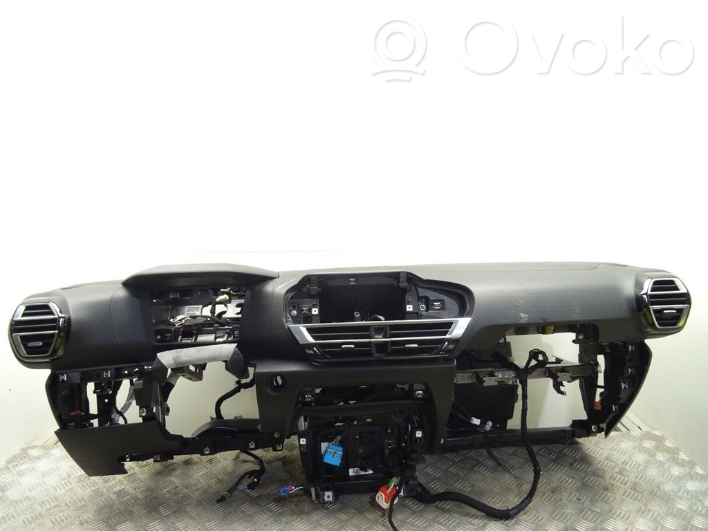 Citroen C4 III e-C4 Panelė 