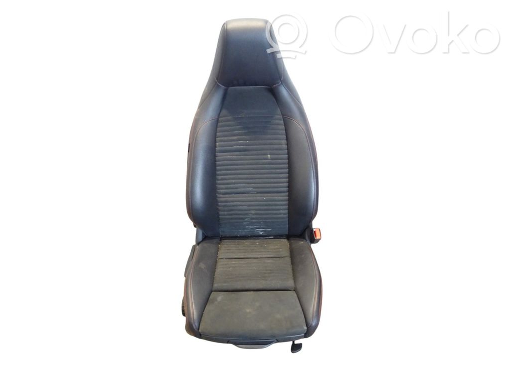 Mercedes-Benz A W176 Asiento delantero del pasajero