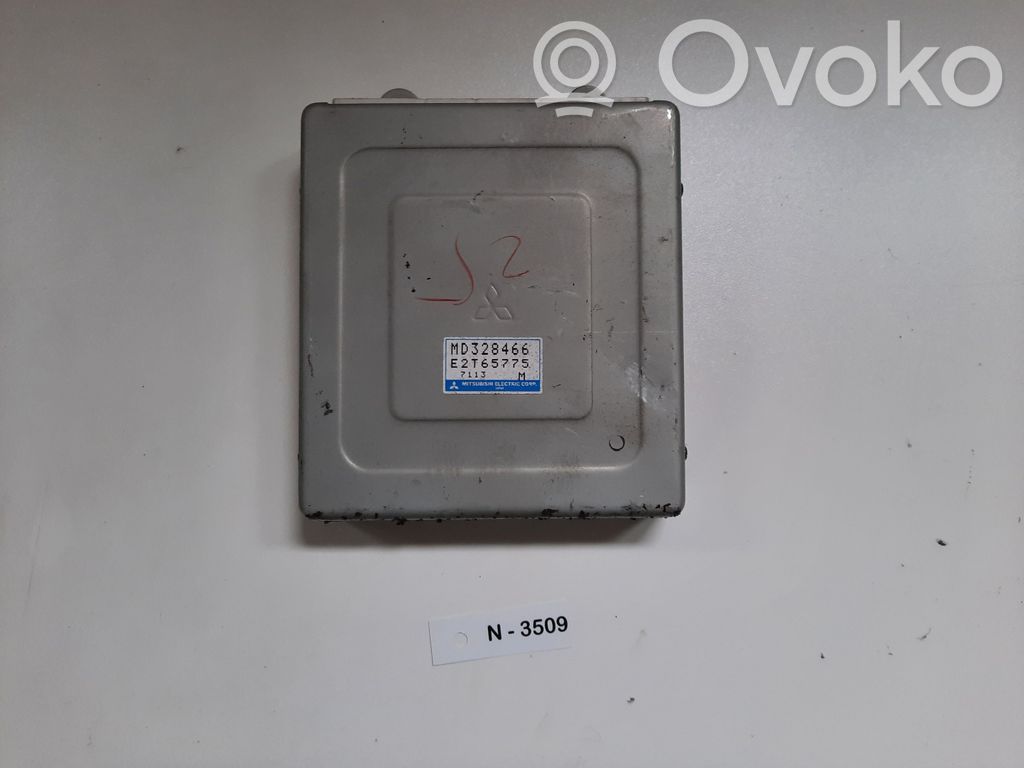Engine control unit/module   MD328466