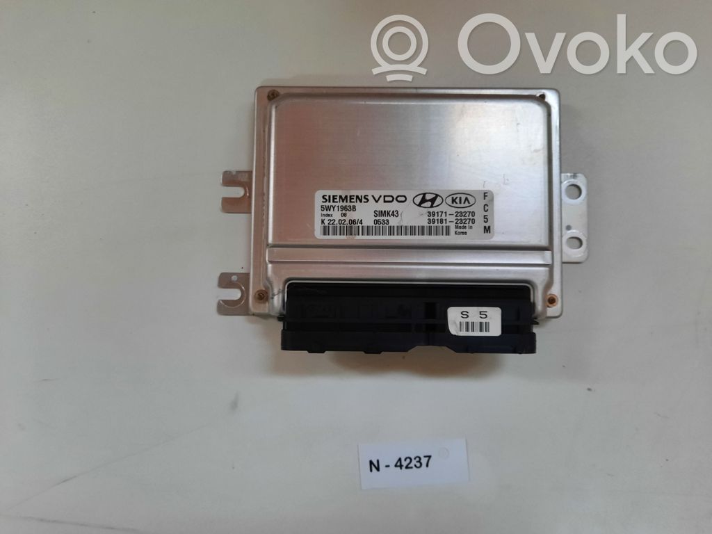 Hyundai Tucson JM Engine control unit/module 