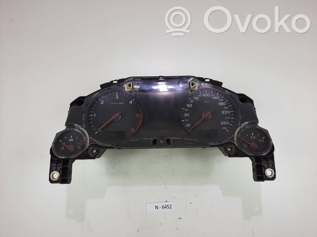 Audi A8 S8 D3 4E Speedometer (instrument cluster) 