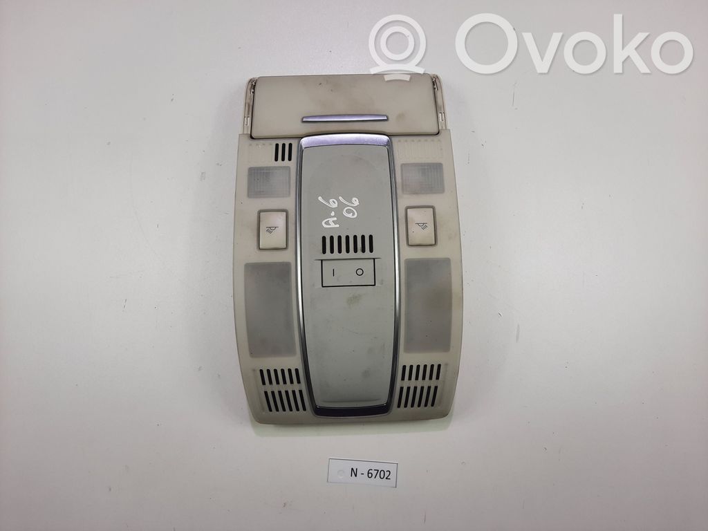Audi A6 S6 C6 4F Front seat light 