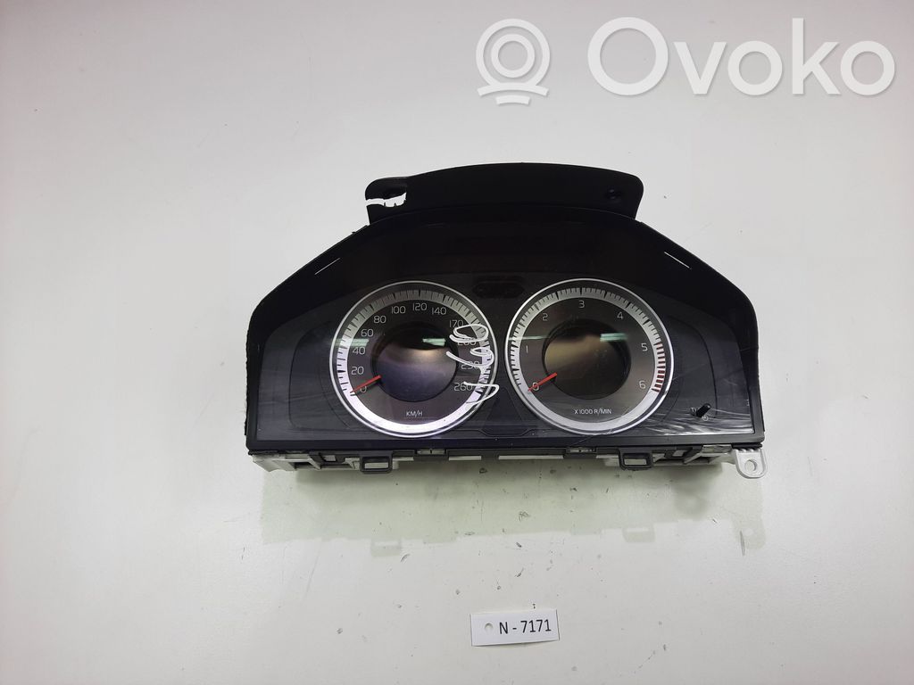 Volvo V60 Speedometer (instrument cluster) 