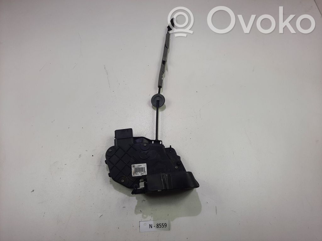 Volvo V70 Rear door lock 