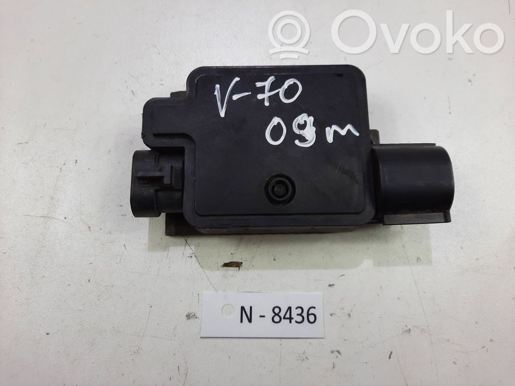 Volvo V70 Coolant fan relay 