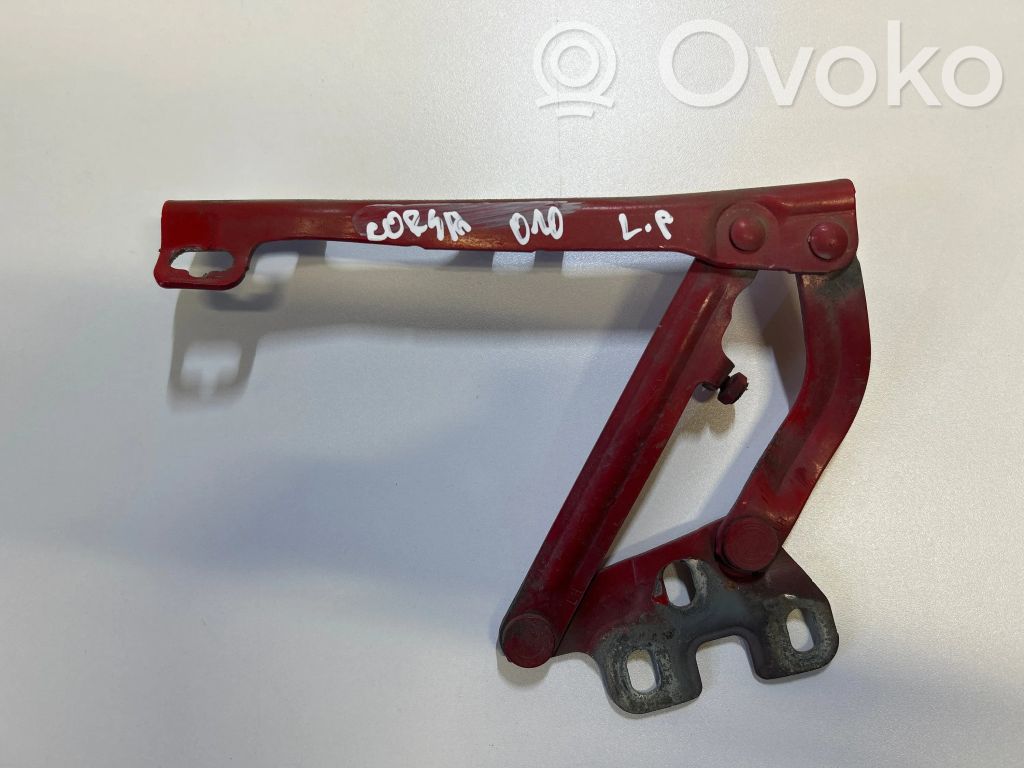 Engine bonnet/hood hinges