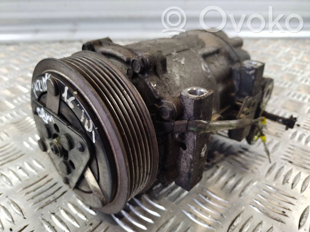 Ford Fusion Ilmastointilaitteen kompressorin pumppu (A/C) 