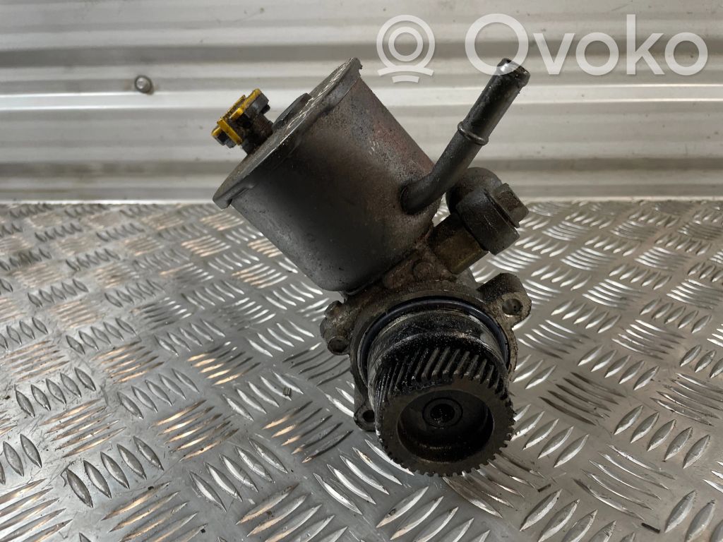 Mazda Premacy Power steering pump 
