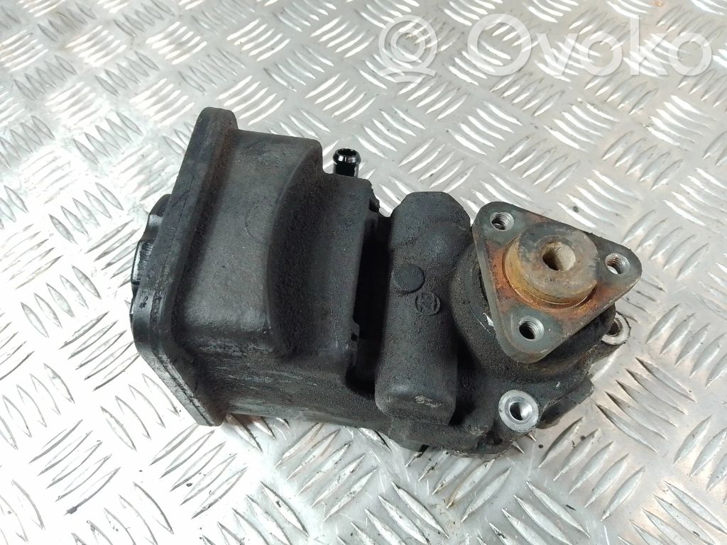 BMW 3 E46 Power steering pump 