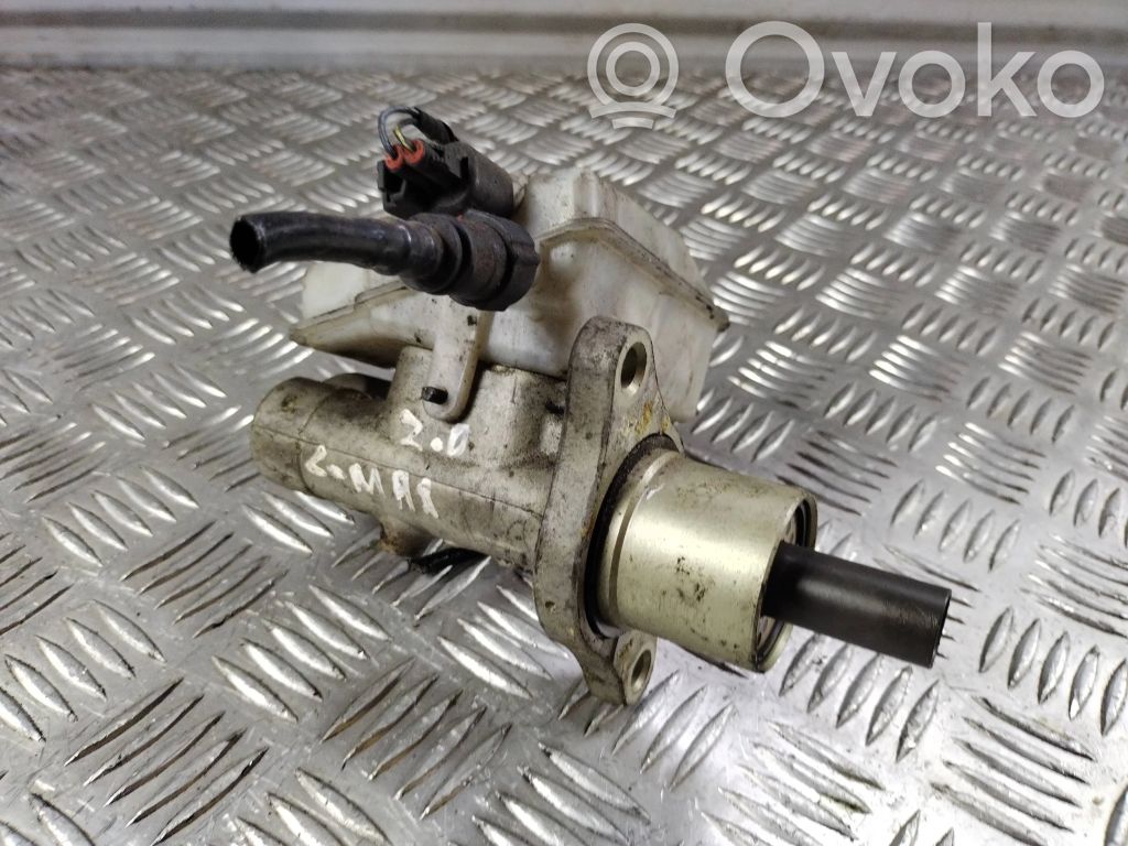 Ford C-MAX I Master brake cylinder 
