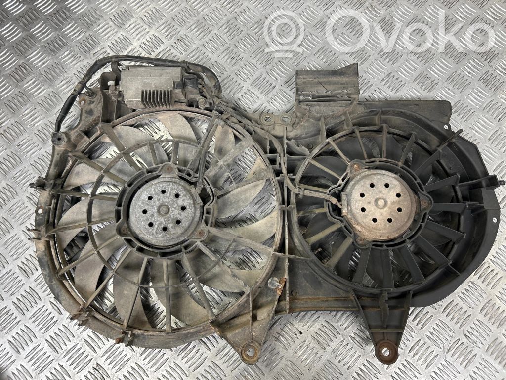Audi A4 S4 B7 8E 8H Elektrinis radiatorių ventiliatorius 