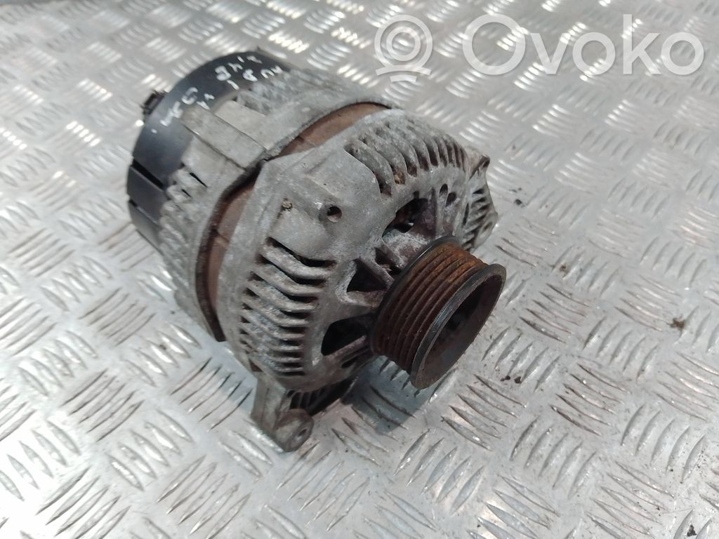 Audi A4 S4 B6 8E 8H Ģenerators 