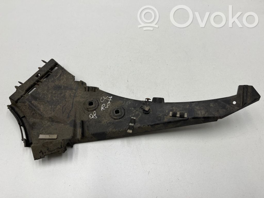 Audi Q7 4L Front bumper mounting bracket 