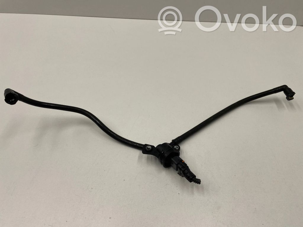 Peugeot 508 RXH Fuel pressure sensor 