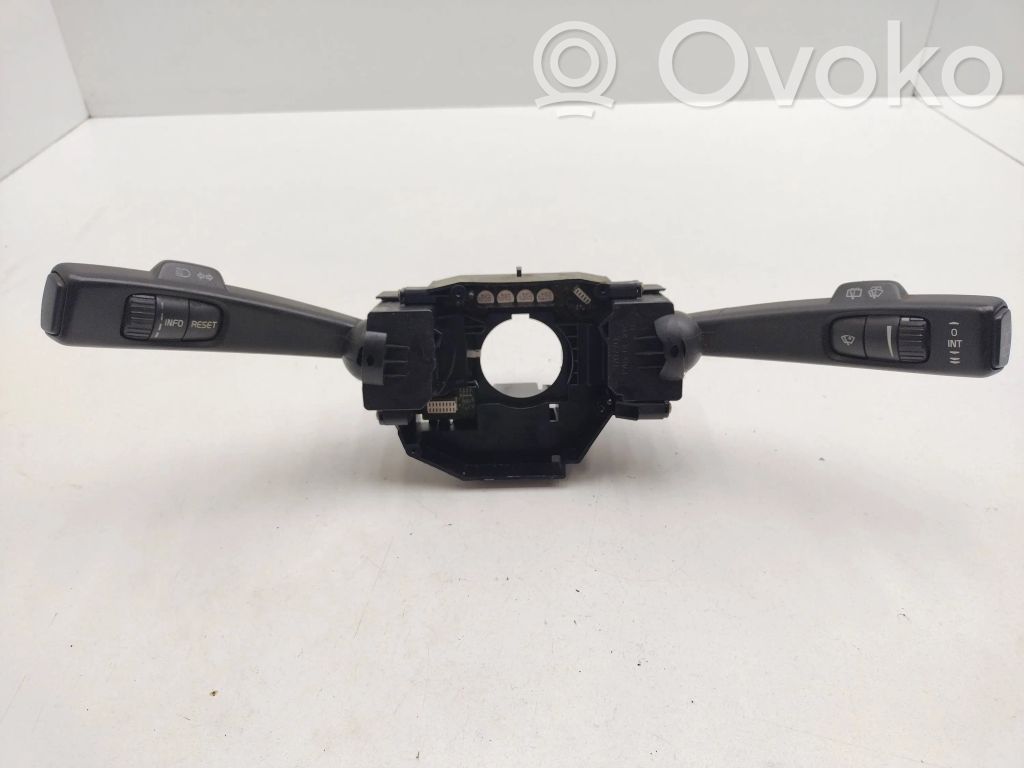Volvo V50 Wiper turn signal indicator stalk/switch 