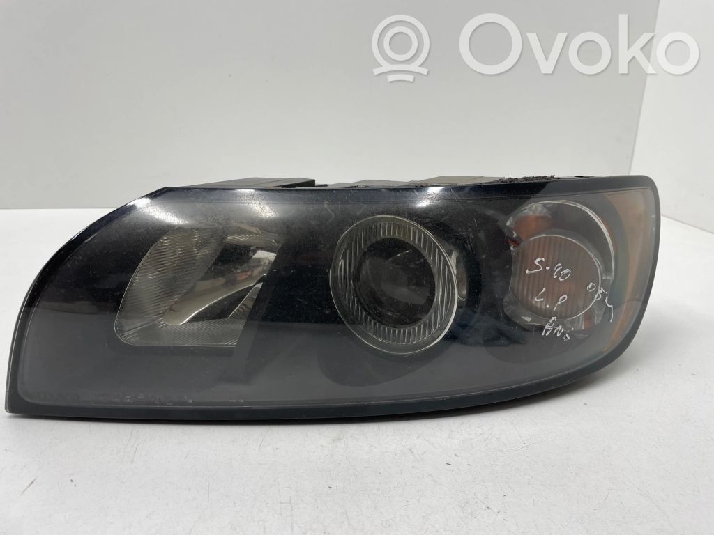 Volvo S40 Lampa przednia 