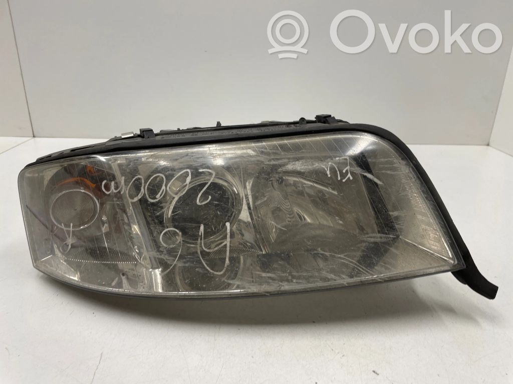 Audi A6 S6 C5 4B Scheinwerfer 