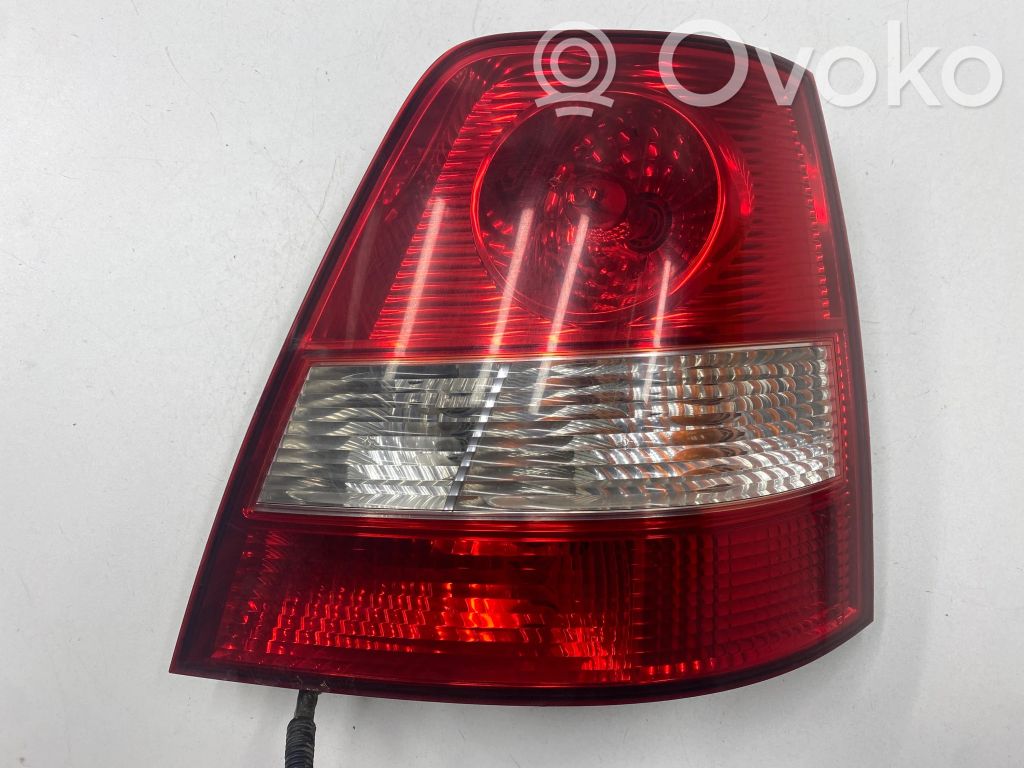KIA Sorento Rear/tail lights 
