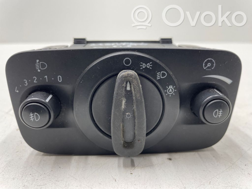 Ford Mondeo MK IV Light switch 