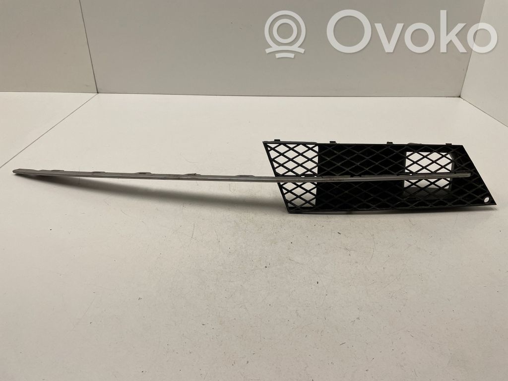BMW 5 E60 E61 Unteres Gitter dreiteilig vorne 