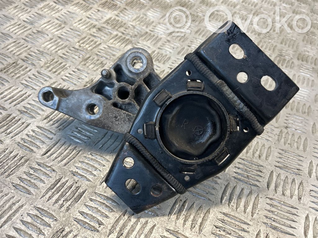 Renault Laguna III Engine mount bracket 