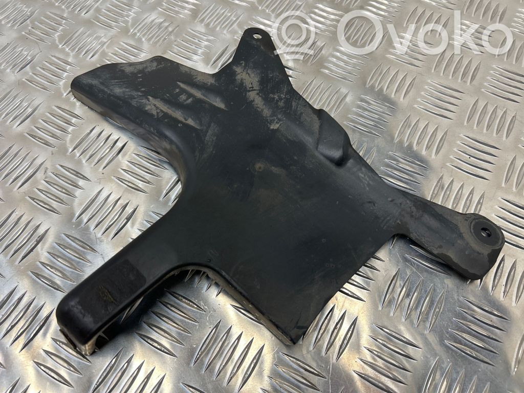 BMW 2 G42 Osłona dolna silnika 