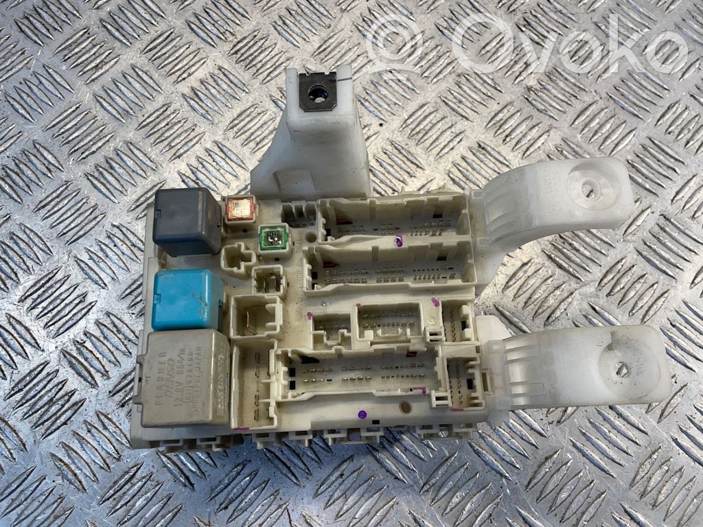 Toyota Prius (XW20) Drošinātāju bloks 