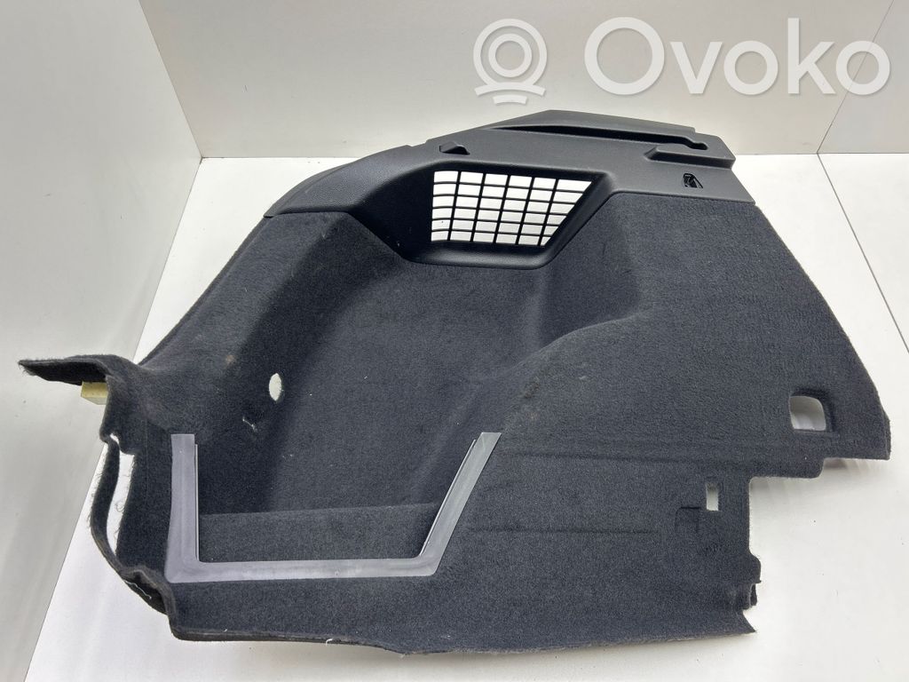 Audi Q3 F3 Revestimiento lateral del maletero/compartimento de carga 